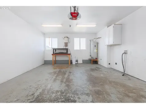 563/565 SW 4th Street Newport OR 97365