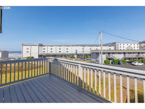 563/565 SW 4th Street Newport OR 97365