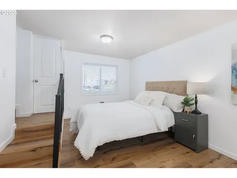 563/565 SW 4th Street Newport OR 97365