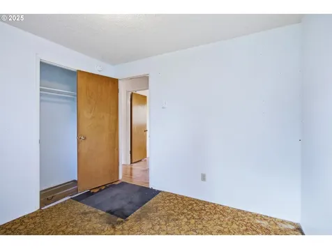 3272 Admiral Street Eugene OR 97404