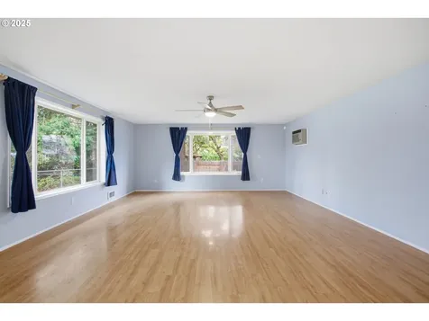 3272 Admiral Street Eugene OR 97404