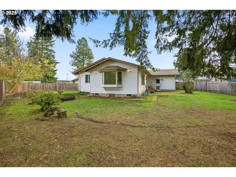 3272 Admiral Street Eugene OR 97404