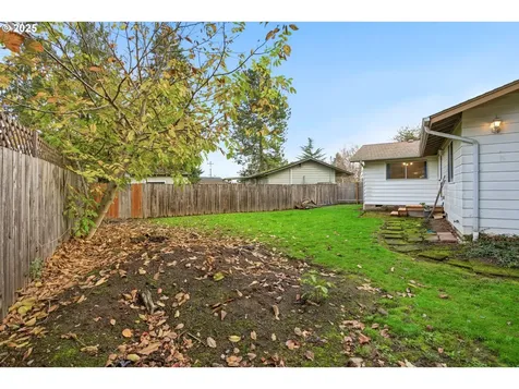 3272 Admiral Street Eugene OR 97404