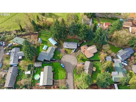 3272 Admiral Street Eugene OR 97404