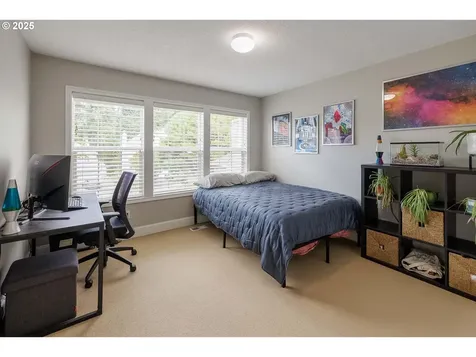 6424 SW Flower Street Portland OR 97221