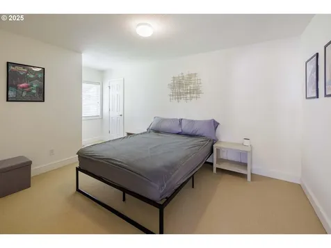 6424 SW Flower Street Portland OR 97221