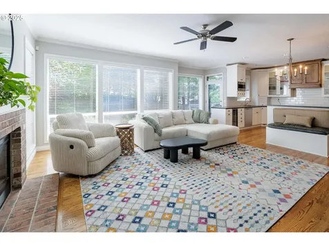 6424 SW Flower Street Portland OR 97221
