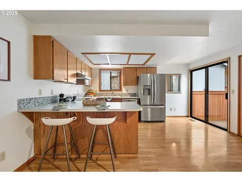 8927 SW 50th Avenue Portland OR 97219