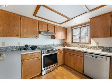 8927 SW 50th Avenue Portland OR 97219