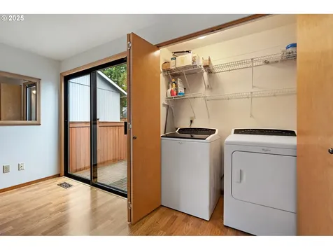 8927 SW 50th Avenue Portland OR 97219