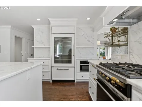2541 NW Pinnacle Drive Portland OR 97229