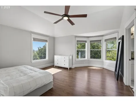 2541 NW Pinnacle Drive Portland OR 97229