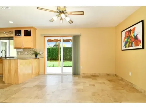 1350 NE Cochran Drive Gresham OR 97030