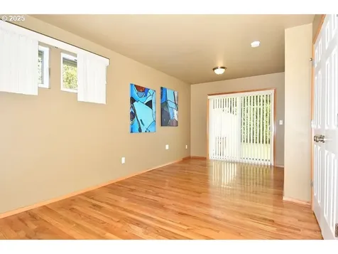 1350 NE Cochran Drive Gresham OR 97030