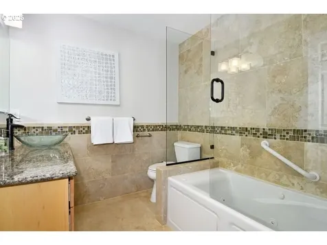 1350 NE Cochran Drive Gresham OR 97030