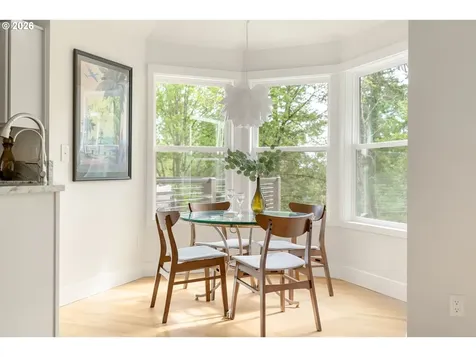 17 Grouse Terrace Lake Oswego OR 97035