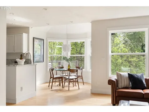 17 Grouse Terrace Lake Oswego OR 97035