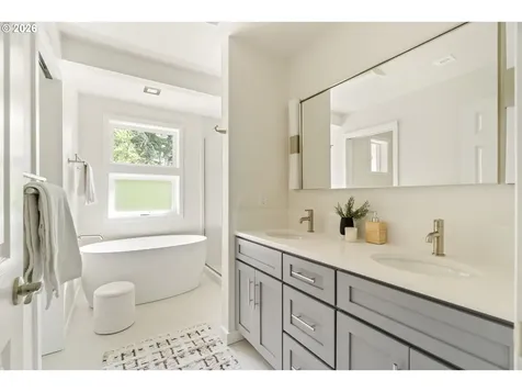 17 Grouse Terrace Lake Oswego OR 97035