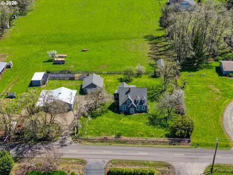 78659 Sears Road Cottage Grove OR 97424