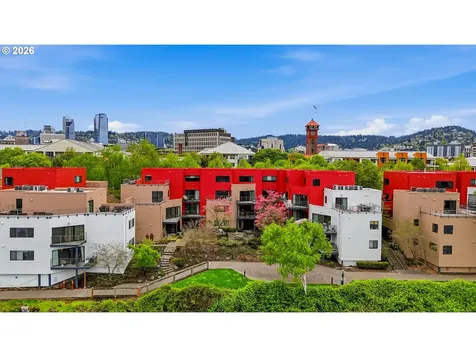910 NW Naito Parkway NW Portland OR 97209