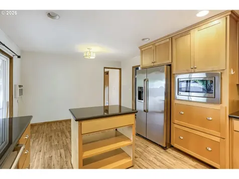 457 NW Yonia Court Hillsboro OR 97124