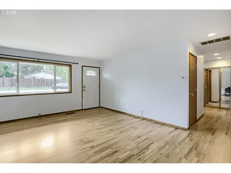 457 NW Yonia Court Hillsboro OR 97124