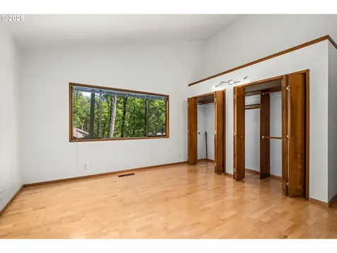 4945 Fox Hollow Road Eugene OR 97405