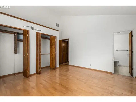 4945 Fox Hollow Road Eugene OR 97405