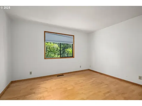 4945 Fox Hollow Road Eugene OR 97405
