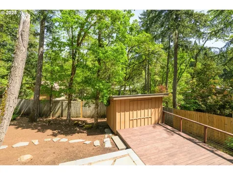 4945 Fox Hollow Road Eugene OR 97405