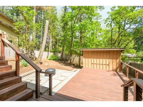 4945 Fox Hollow Road Eugene OR 97405
