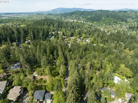 4945 Fox Hollow Road Eugene OR 97405