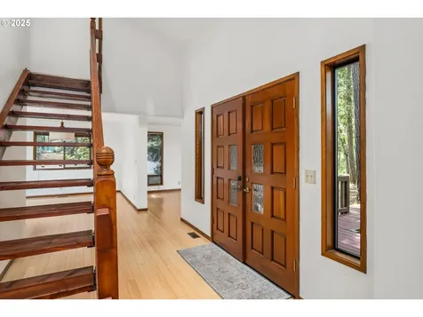 4945 Fox Hollow Road Eugene OR 97405
