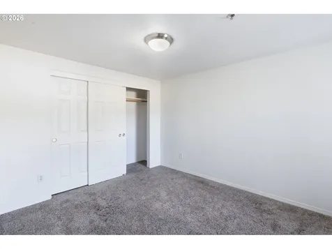 273 SE 162nd Avenue Portland OR 97233