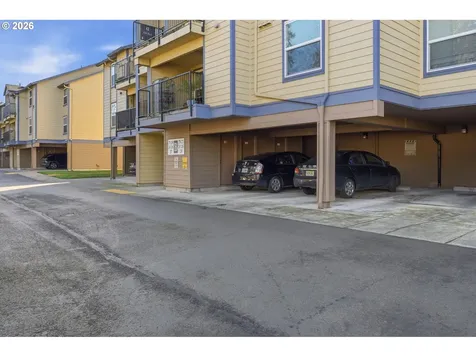 273 SE 162nd Avenue Portland OR 97233