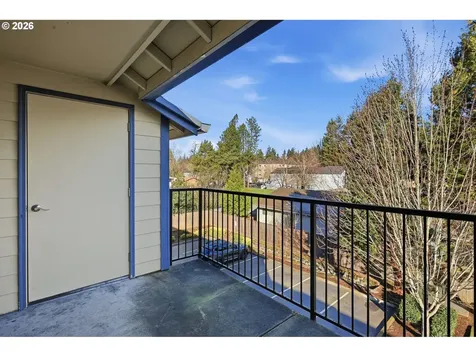 273 SE 162nd Avenue Portland OR 97233