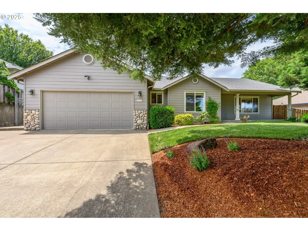 3307 NE Grandhaven Drive Mcminnville OR 97128