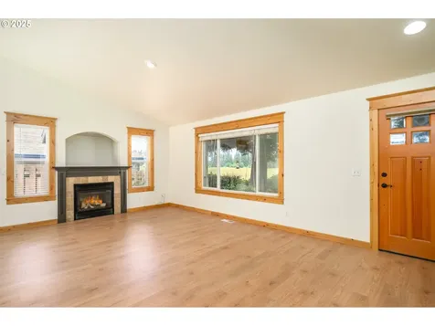 3307 NE Grandhaven Drive Mcminnville OR 97128