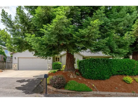3307 NE Grandhaven Drive Mcminnville OR 97128