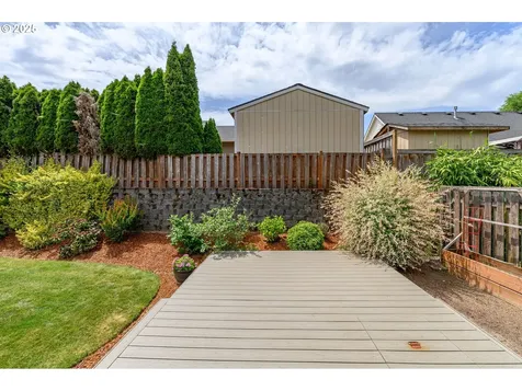 3307 NE Grandhaven Drive Mcminnville OR 97128