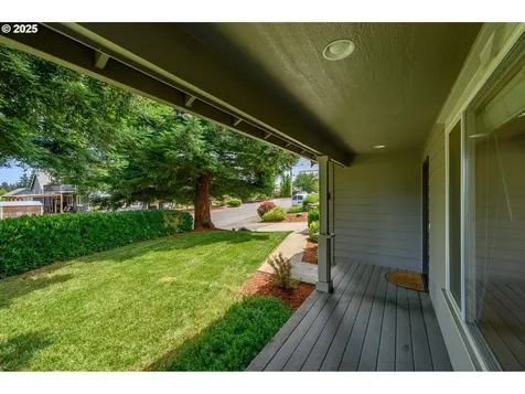 3307 NE Grandhaven Drive Mcminnville OR 97128