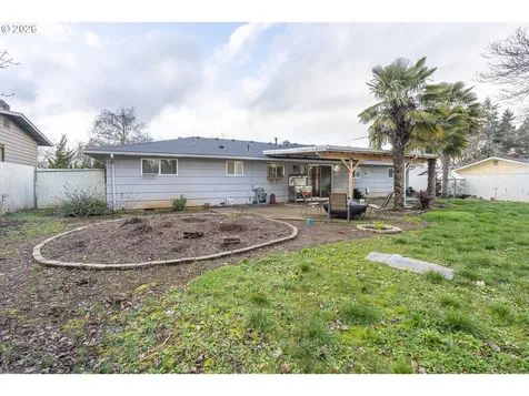 4744 Nina Avenue SE Salem OR 97302