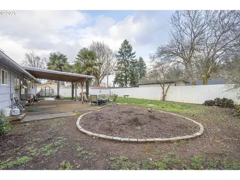 4744 Nina Avenue SE Salem OR 97302