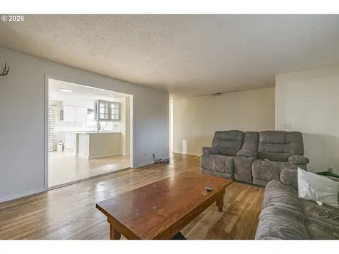 4744 Nina Avenue SE Salem OR 97302