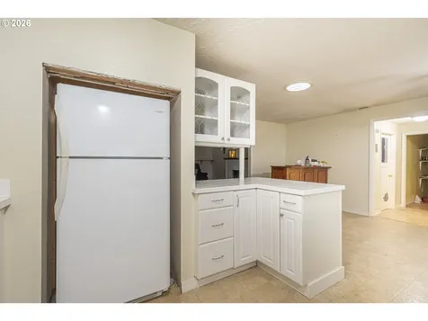 4744 Nina Avenue SE Salem OR 97302