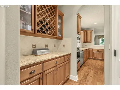 18270 SW Santoro Drive Beaverton OR 97007