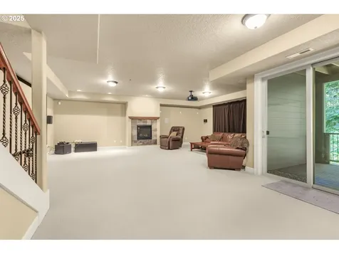 18270 SW Santoro Drive Beaverton OR 97007