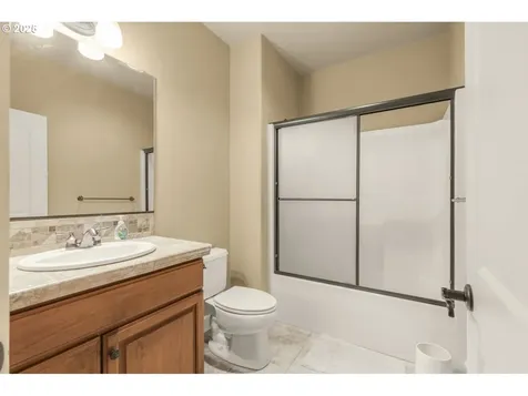 18270 SW Santoro Drive Beaverton OR 97007