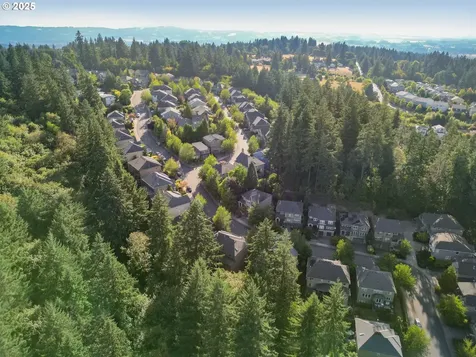 18270 SW Santoro Drive Beaverton OR 97007