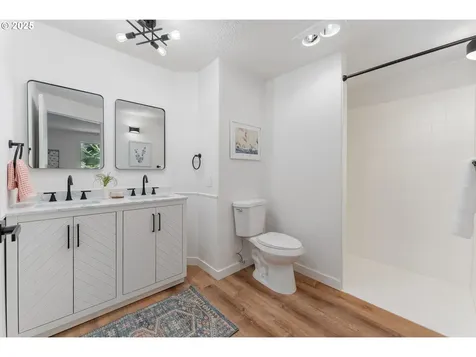 9880 SW 135th Avenue Beaverton OR 97008